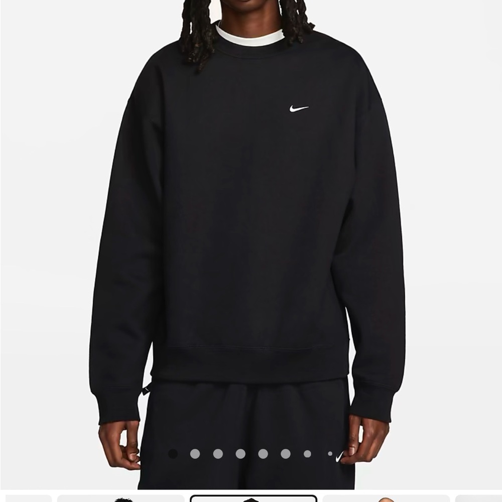 Nike Men Crew neck.